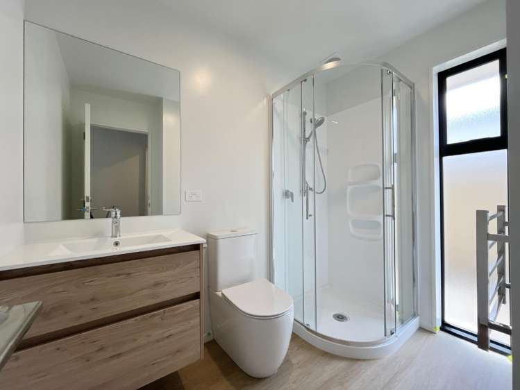 22 Harlequin Drive 11103_12