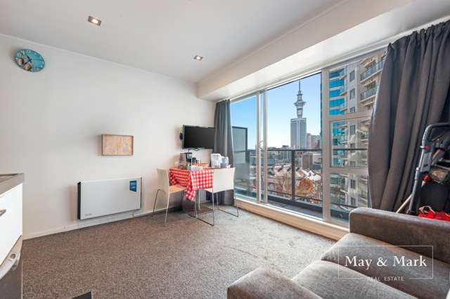 2 Beds 'Volt' bank-friendly
