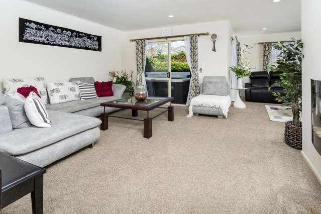 21 Crimson Park Oteha_2