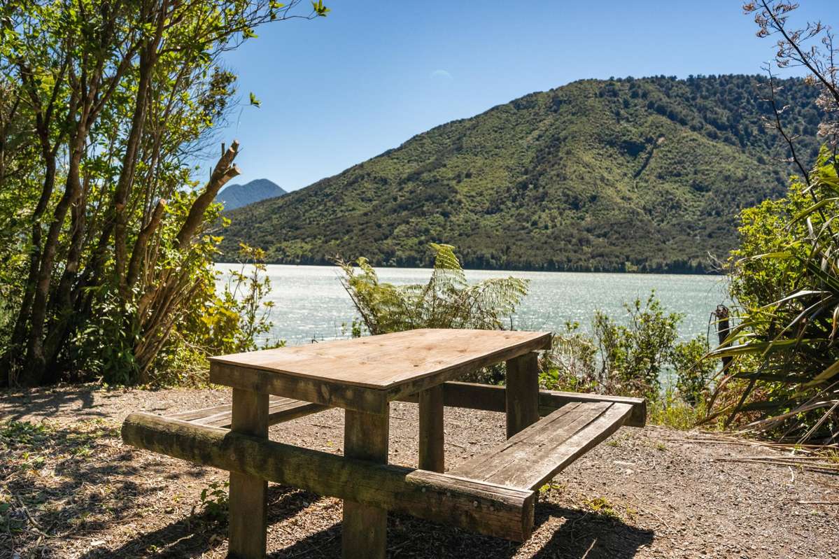 710 Queen Charlotte Drive_3