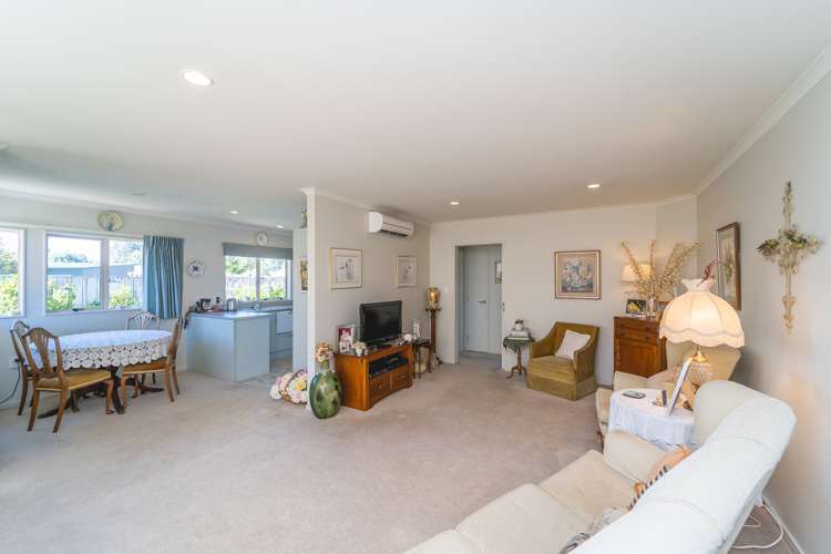 37/2 William Donald Drive Solway_5