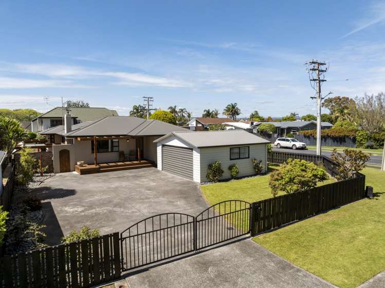 58 Kings Avenue Matua_2