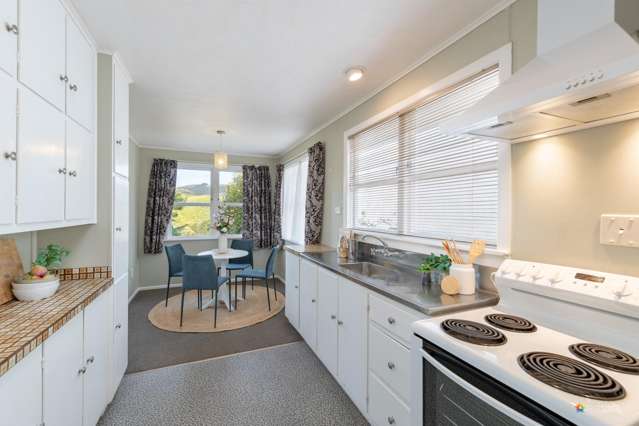 18 Mark Avenue Paparangi_4