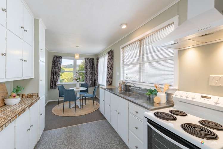 18 Mark Avenue Paparangi_3