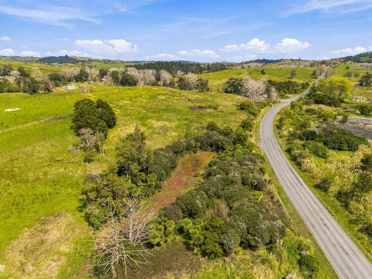 42 Ford Road Paparoa_8