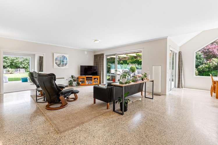 2 Railway Lane Outram_25