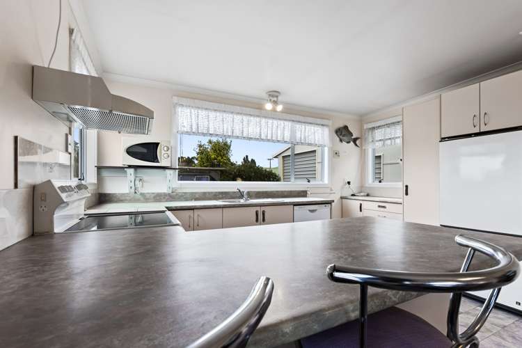 15 Walsh Road Westown_6