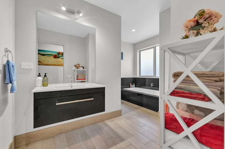 15A Goble Road Clarks Beach_20