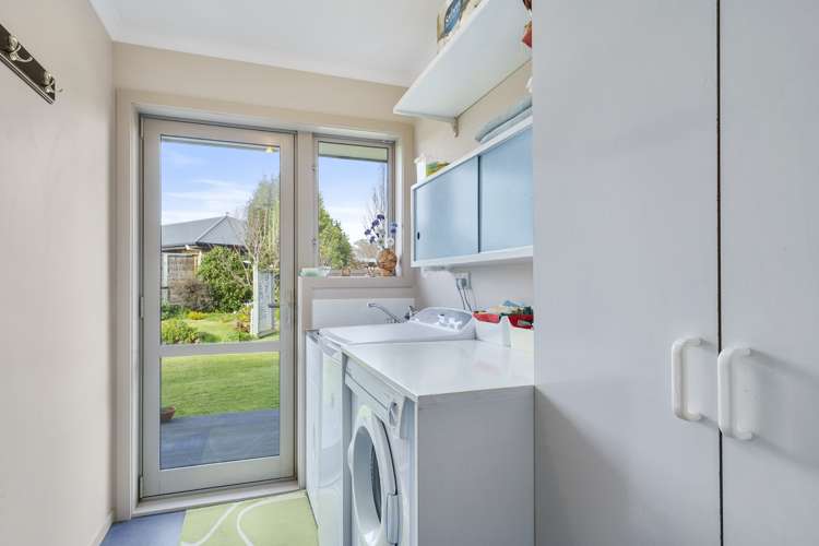 12 Cherry Lane Martinborough_12