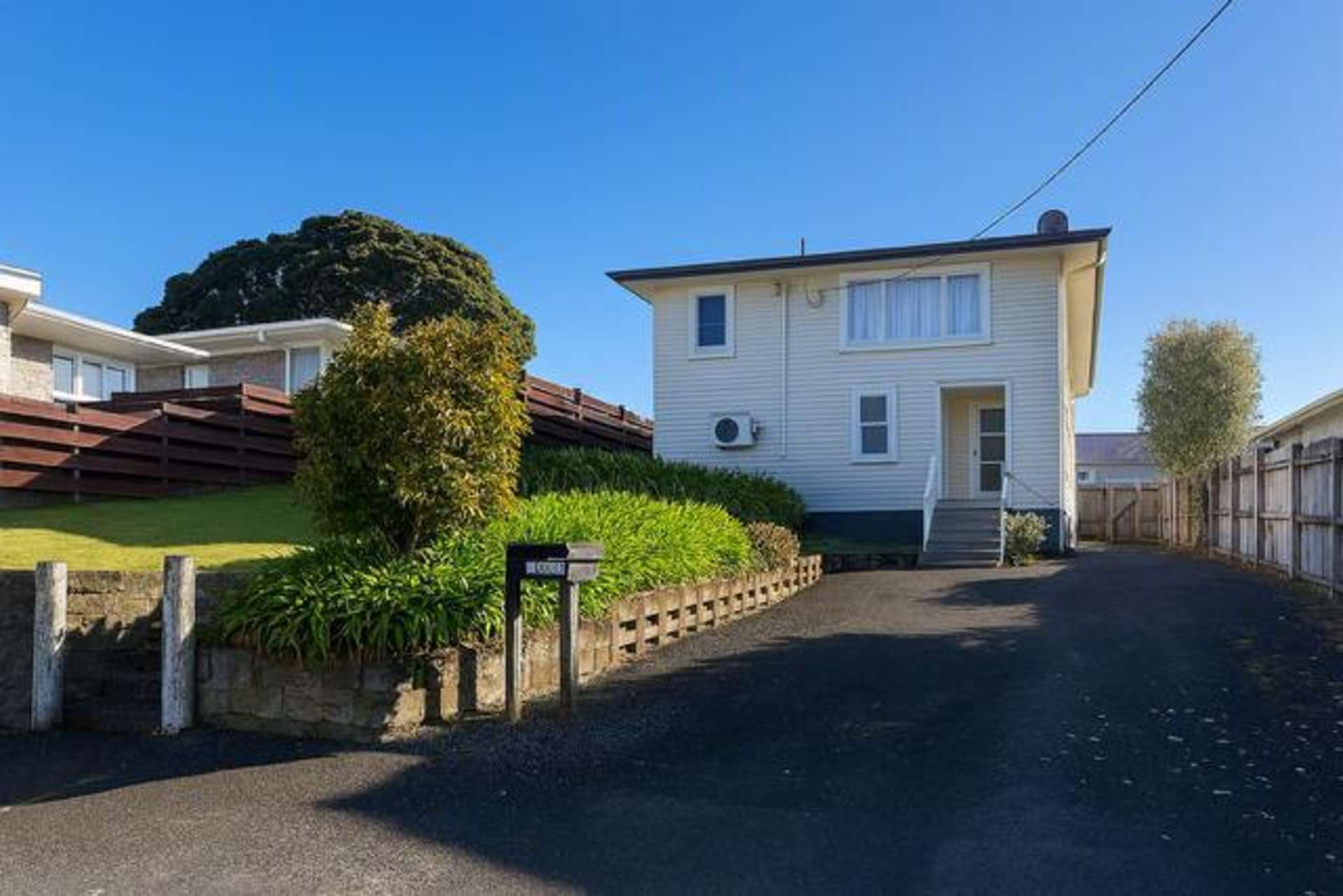 2/108 Young Street Marsland Hill_0
