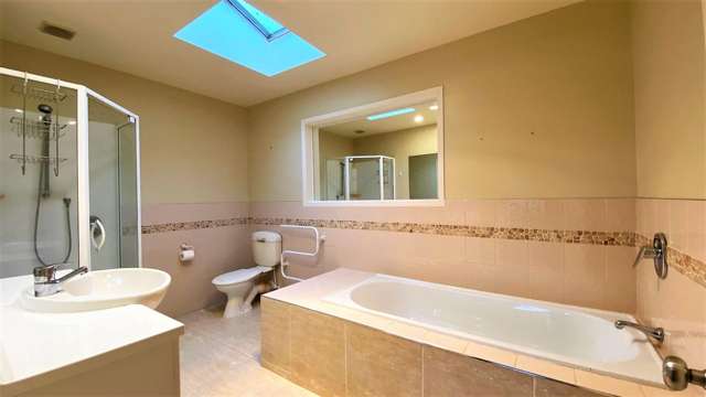 9 Bristol Road Whenuapai_2