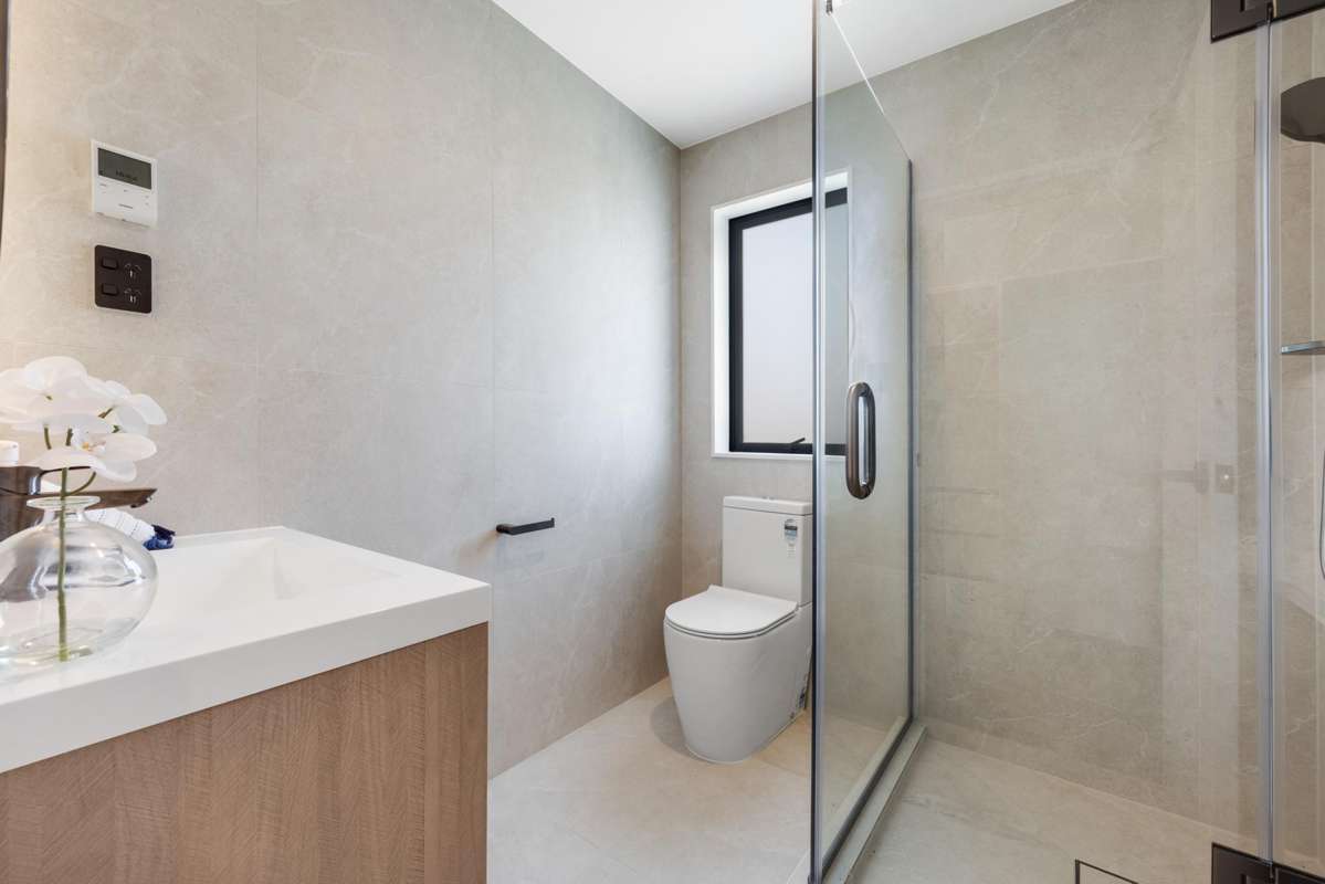25C Oteha Valley Road_3