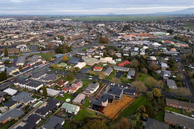 6 Johnson Street Dinsdale_34