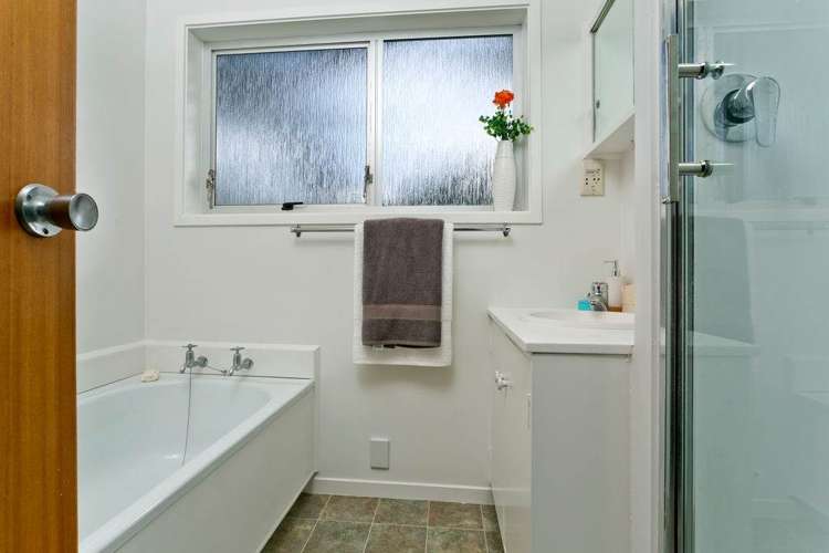 4/7 Eton Avenue Devonport_12