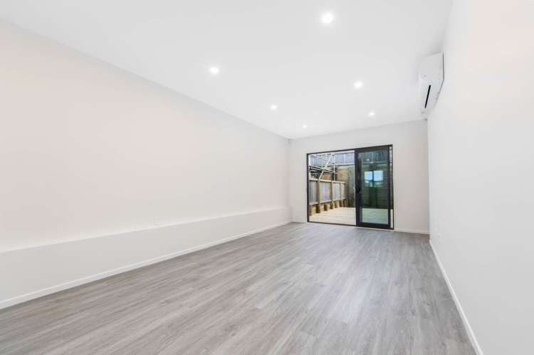 41 Puwha Street Massey_19