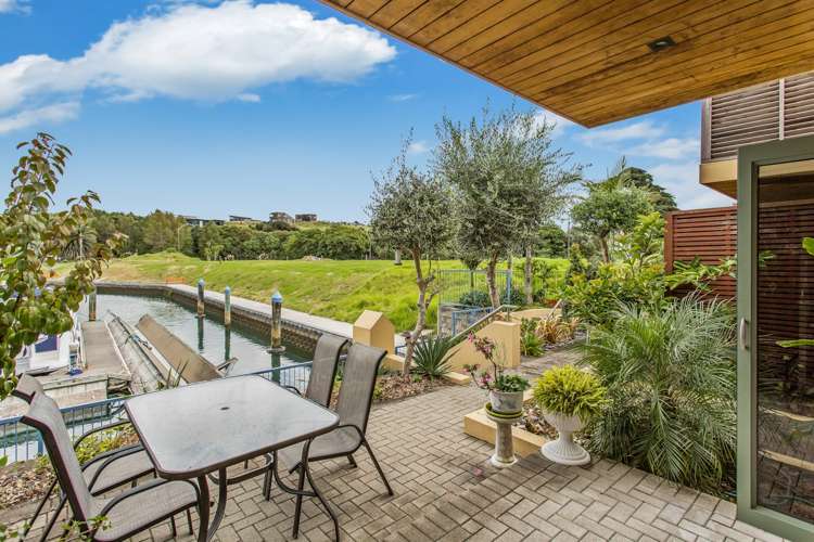 157 Waterside Crescent Gulf Harbour_5