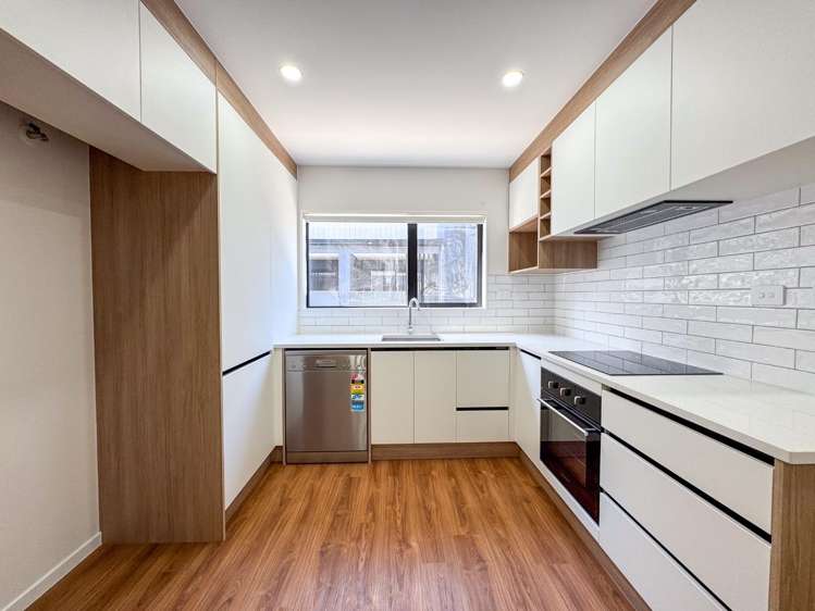 2/21 Eastview Road 10026_5