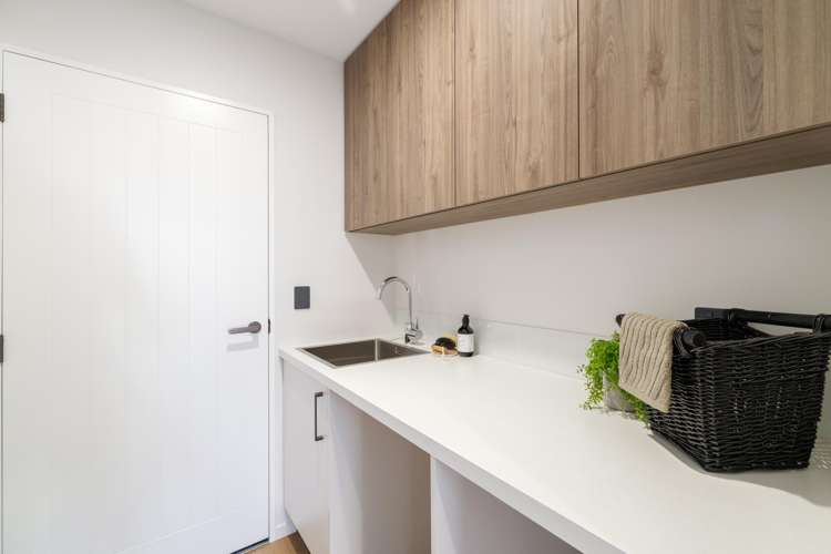 8a Wychwood Crescent Bishopdale_10