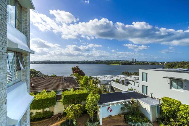 2b/6 The Promenade Takapuna_1