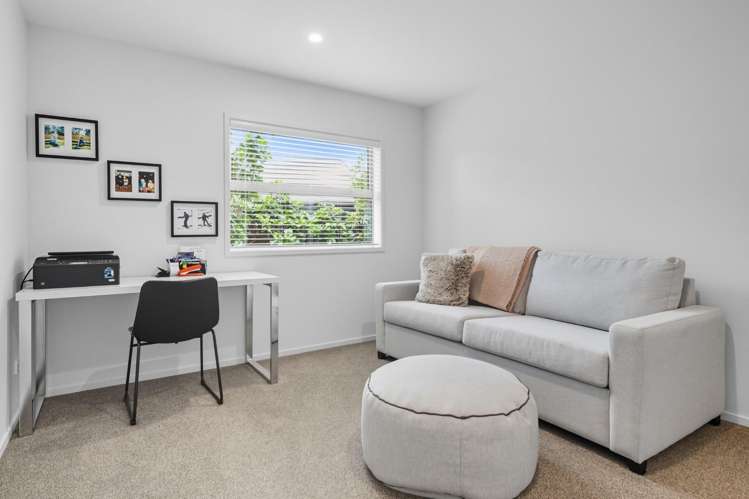 6 Kahuparere Crescent Pyes Pa_25