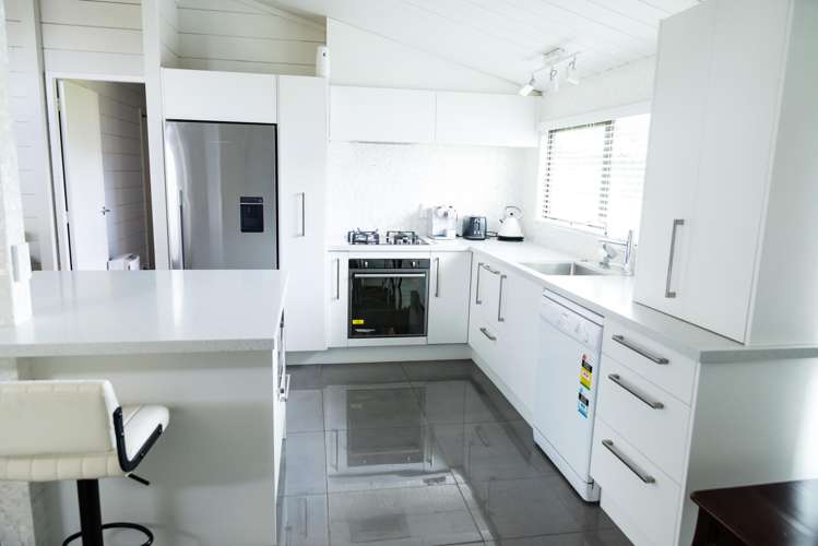 19 Pyatt Crescent Saint Johns_2