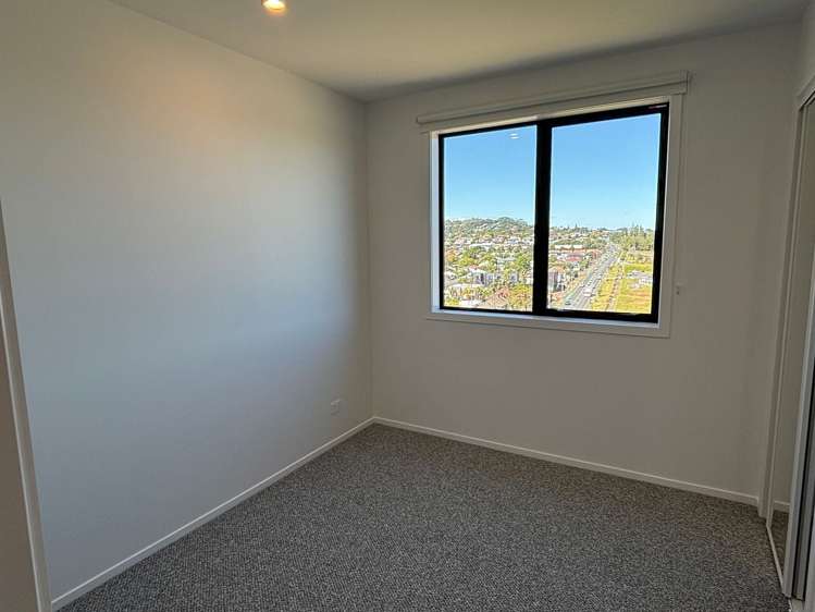 706/2B Te Ara Taurapa Point Chevalier_5