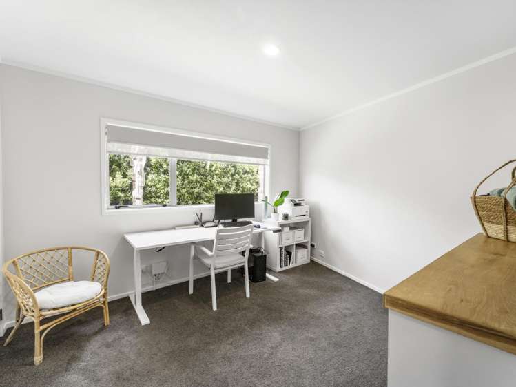 60 Intrepid Crescent Beachlands_14