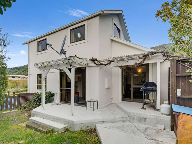 86 Moana View Road Picton_27