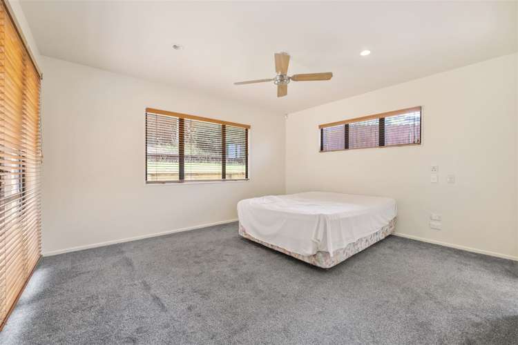 11 Fairchild Avenue Goodwood Heights_21