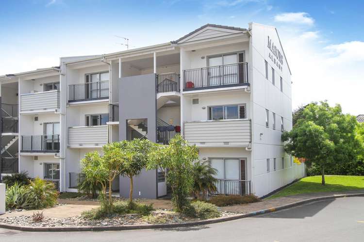 A8/60 Masons Road Oteha_10