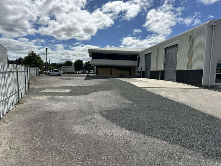 19 Constance Street Waiwhakaiho_6