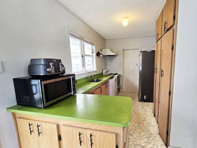 18 Lowry Crescent 1350_1