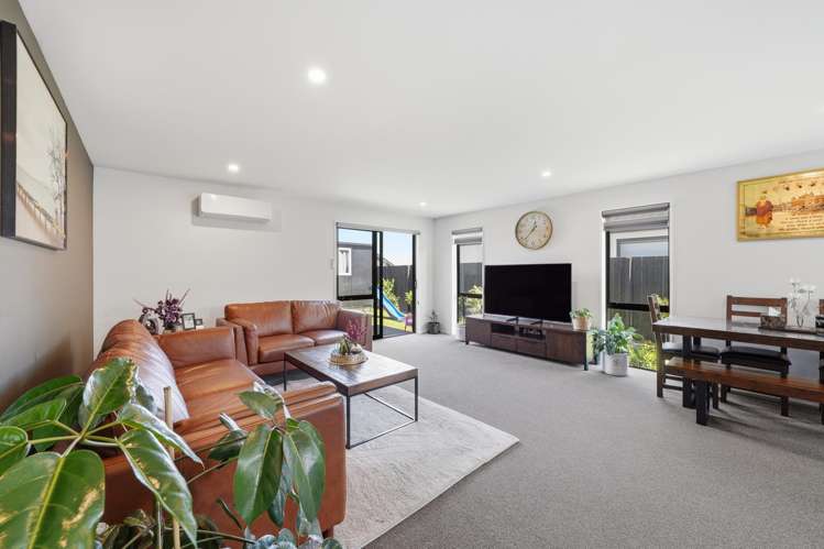 26 Larissa Road_5