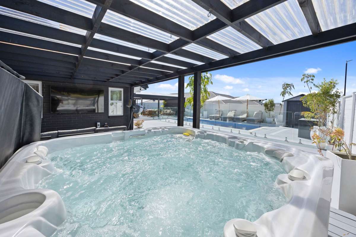 31 George Town Drive_2