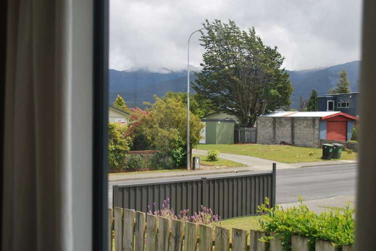 9 Homer Street Te Anau_18