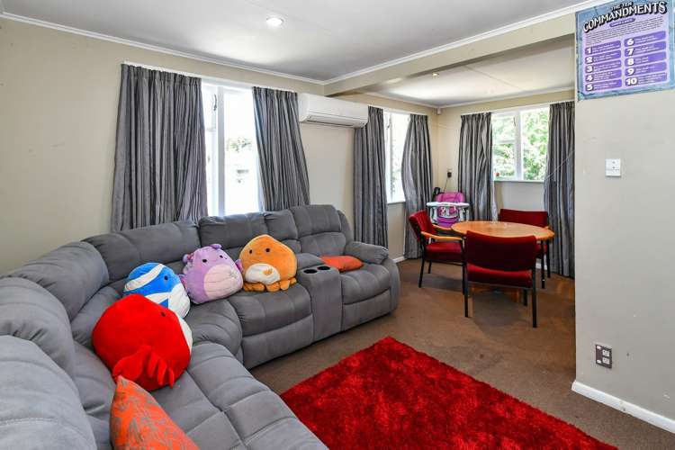 4 Osborne Place Papakura_8