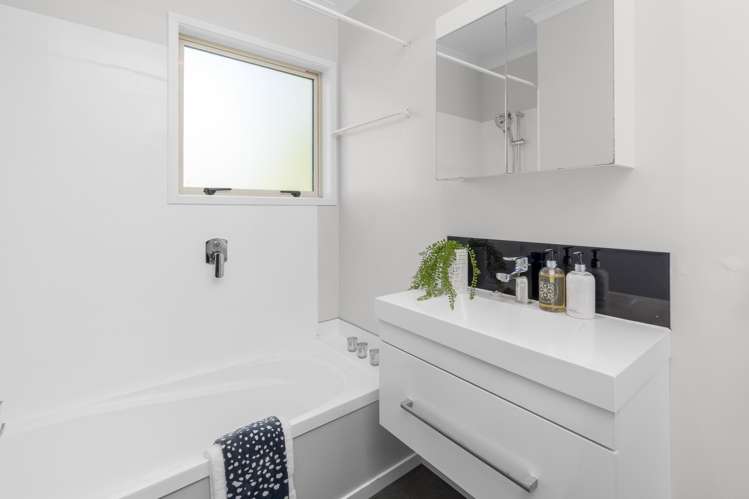 14a Packham Place Beach Haven_10