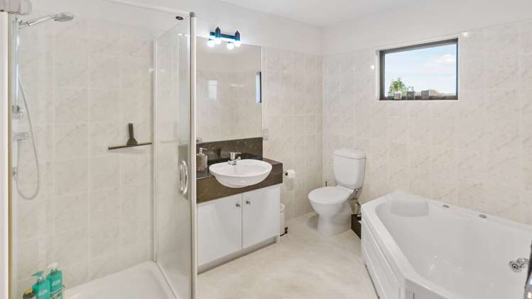 4 Tupara Crescent Kawaha Point_14