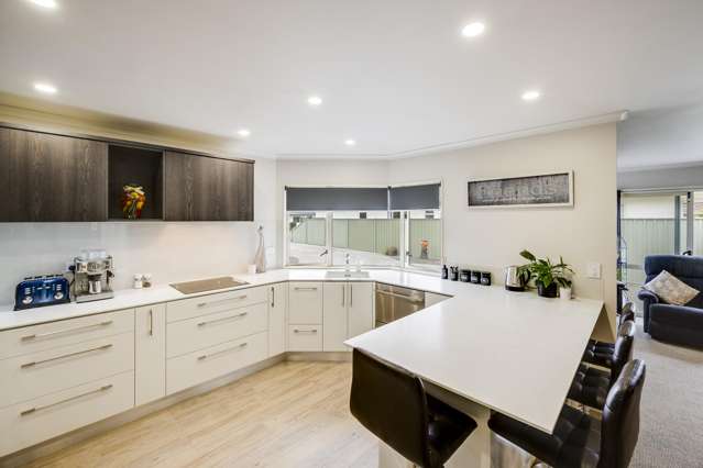 5a Queens Walk Taradale_3