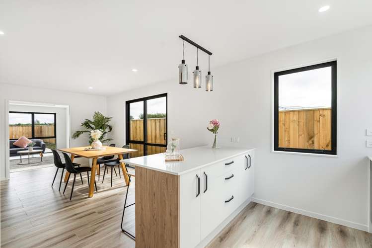 35 Stackwood Avenue Woodend_3