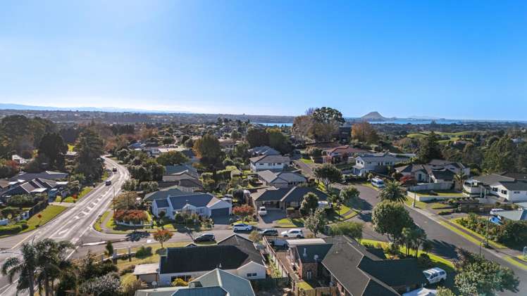 2 Tuscany Place Ohauiti_16