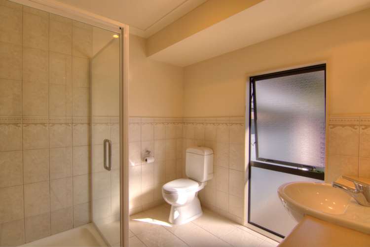 28 Omana Heights Drive Maraetai_11