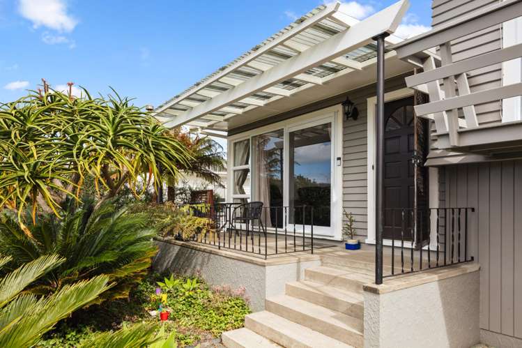1067 Aberdeen Road Te Hapara_20