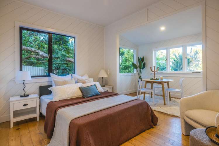 4 Hillside Road Ostend_23