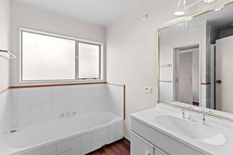 3 Kirkcaldie Grove Levin_11