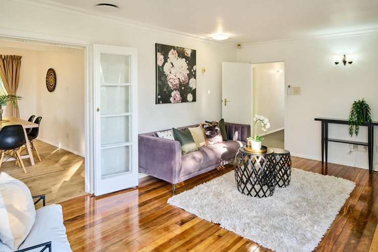 100 Helston Road_3