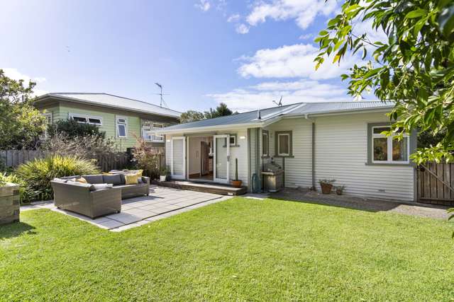 12 Niccol Avenue Narrow Neck_1