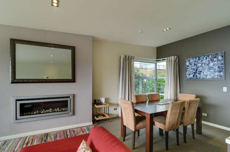 7/51 Thompson Street Queenstown_8