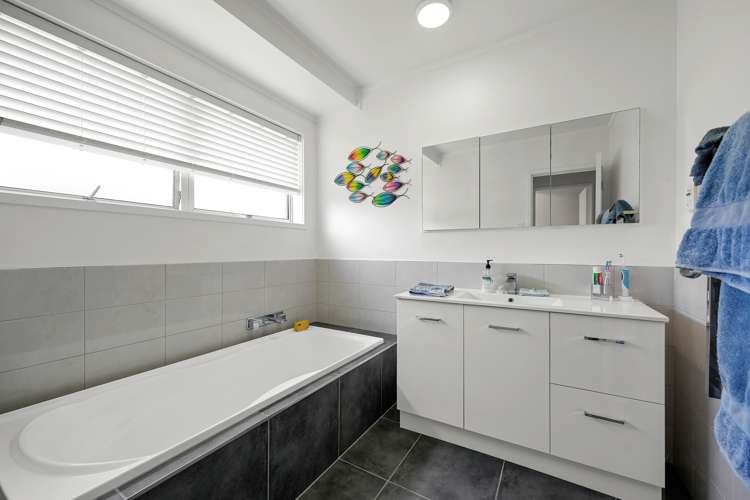 18 Bernard Street Chedworth_17