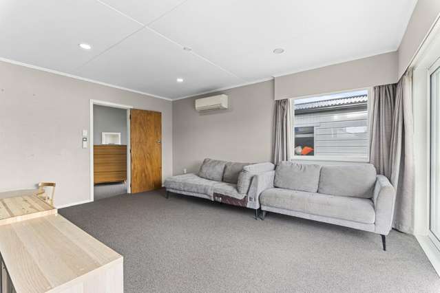 18 Riversdale Drive Merrilands_2